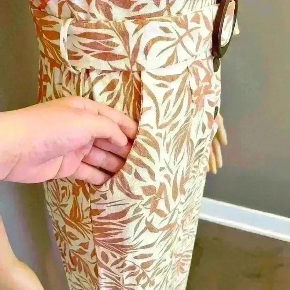 Monteau Los  Angeles Boho Tropical Pattern Sleeveless V Neck Wide Leg Romper - Picture 6 of 14